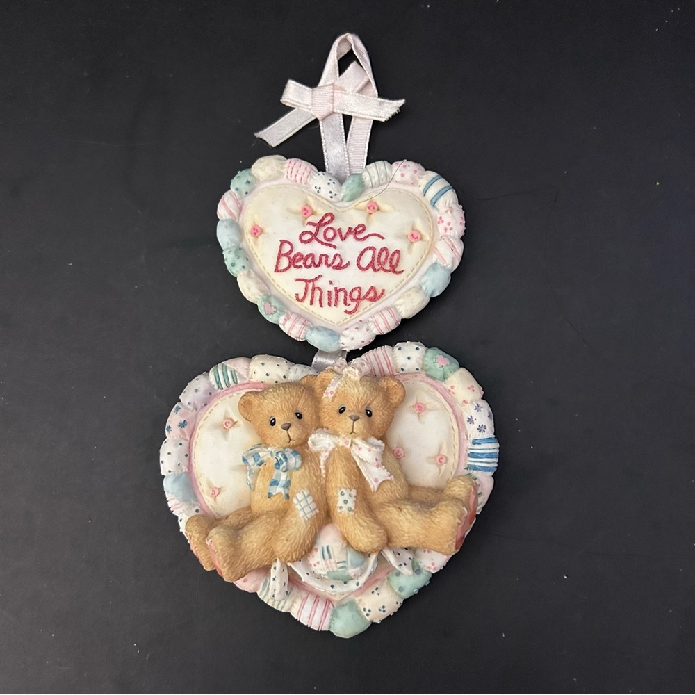 1996 ENESCO - CHERISHED TEDDIES - LOVE BEARS ALL THINGS - DOUBLE HEART PLAQUE